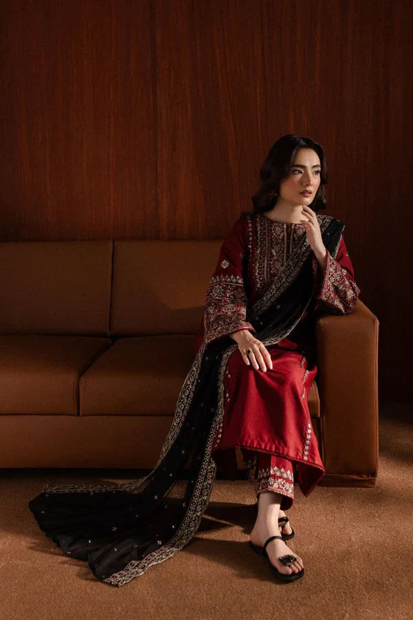 Lal pari Embroidered 3pc - Stylosefashion