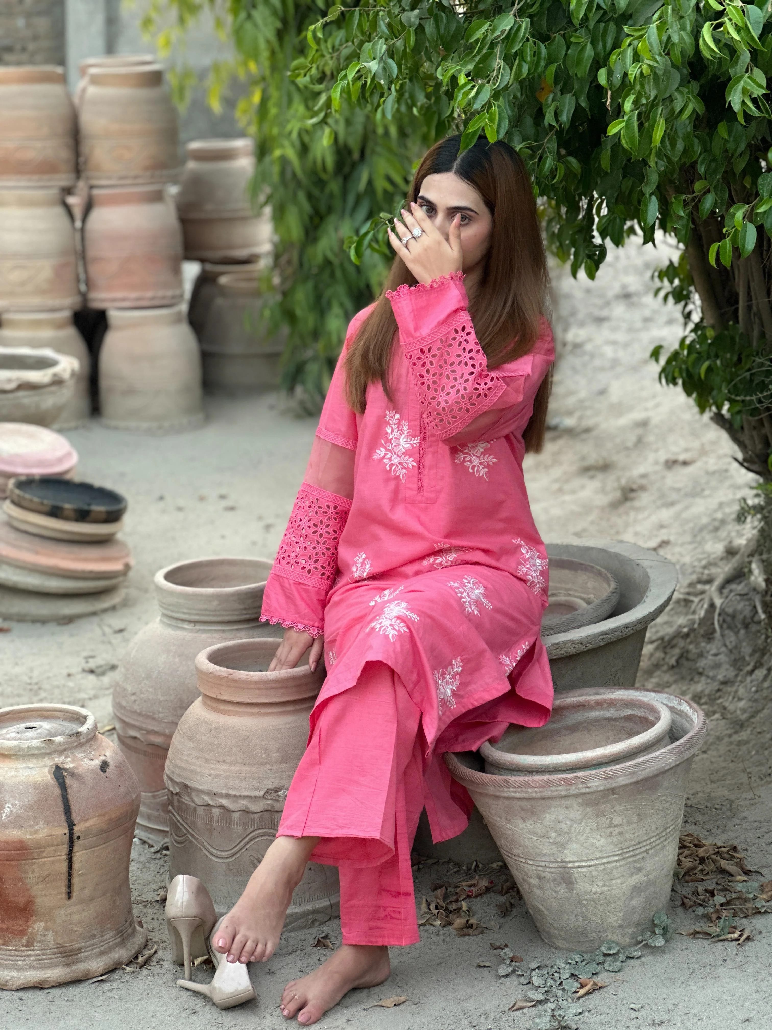 HORIYA LAWN EMB 2PC - Stylosefashion