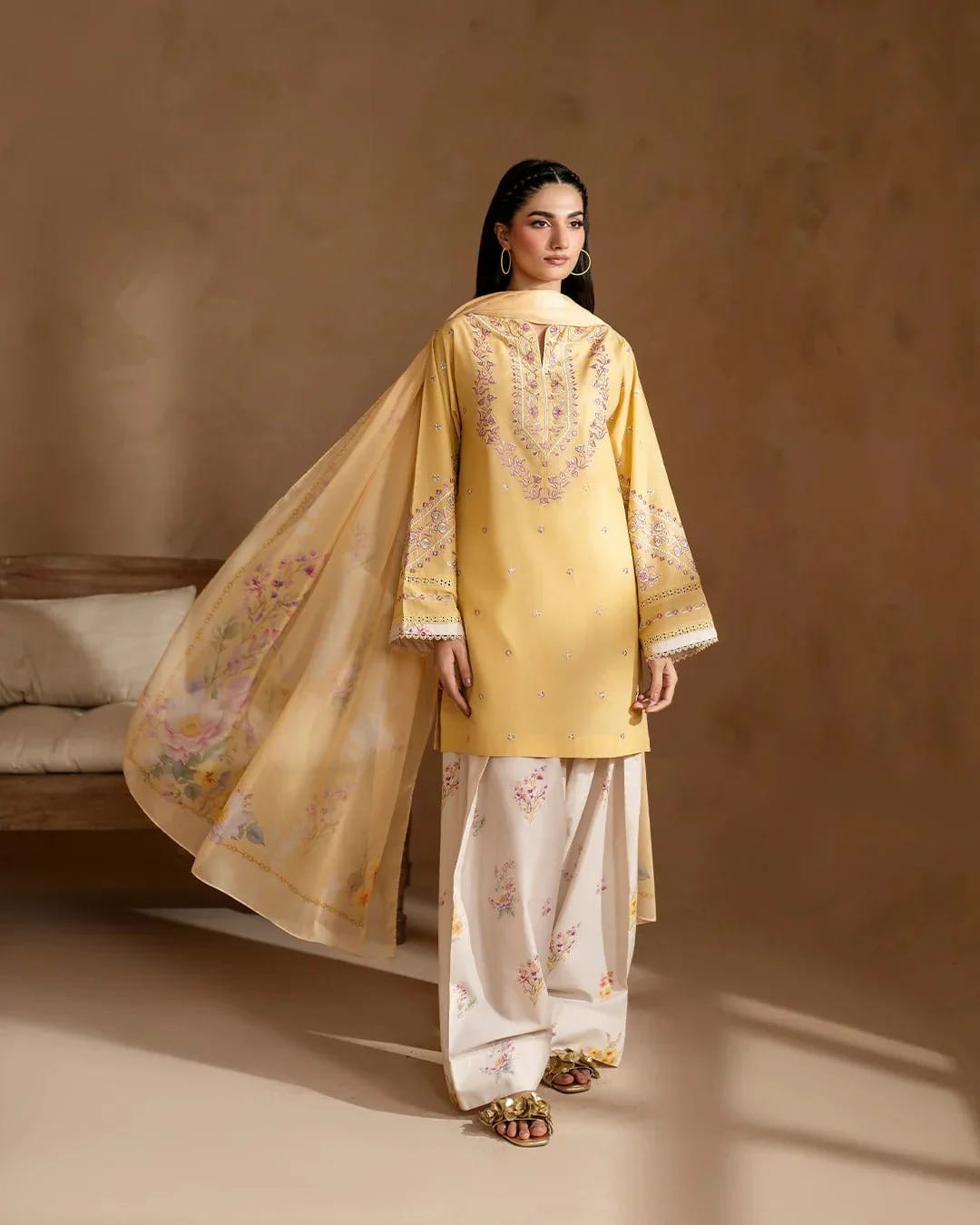 HAJRA EMBROIDERY 3PC (FARSHI) - Stylosefashion