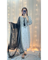 Arfa Embroidered Lawn Cotton 3pcs - Stylosefashion